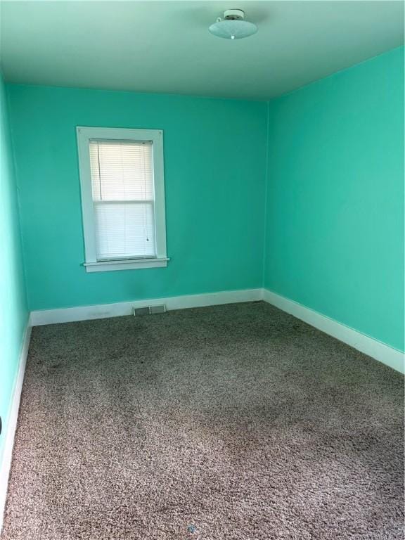 1377 W 32nd St, Erie City, PA 16508 - photo 8