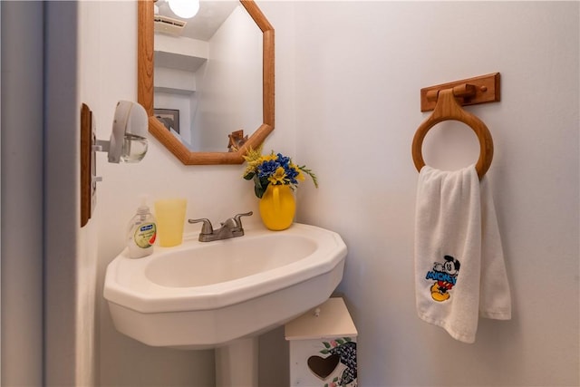 5731 Interboro, Lincoln Place, PA 15207 - bathroom with a sink