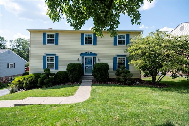 309 Windsor Dr, Moon/Crescent Twp, PA 15108 - photo 1