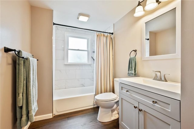 637 Bigelow St, Greenfield, PA 15207 - full bath featuring vanity, shower / tub combo, and wood finished floors