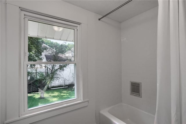 1311 Irwin St, Aliquippa, PA 15001 - bathroom featuring shower / bath combo with shower curtain