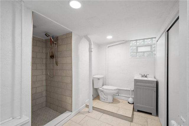 103 Lackawana Ave, Bentleyville, PA 15314 - bathroom featuring tiled shower, vanity, and recessed lighting
