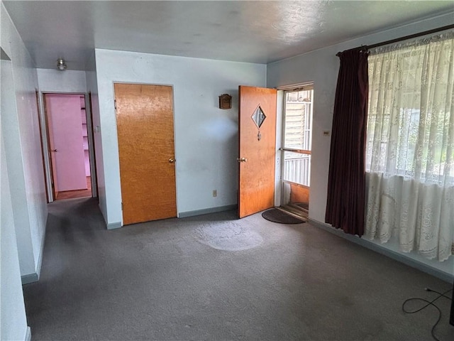 202 Hoeveler St, Springdale Boro, PA 15144 - carpeted spare room featuring baseboards