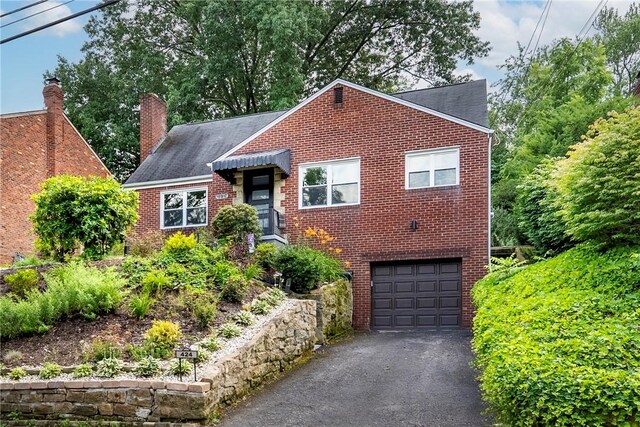 424 Carnegie Dr, Mt Lebanon, PA 15243 - photo 3