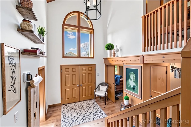 204 S Links Ave, Twp Of But Nw, PA 16001 - entryway with a high ceiling and light wood finished floors