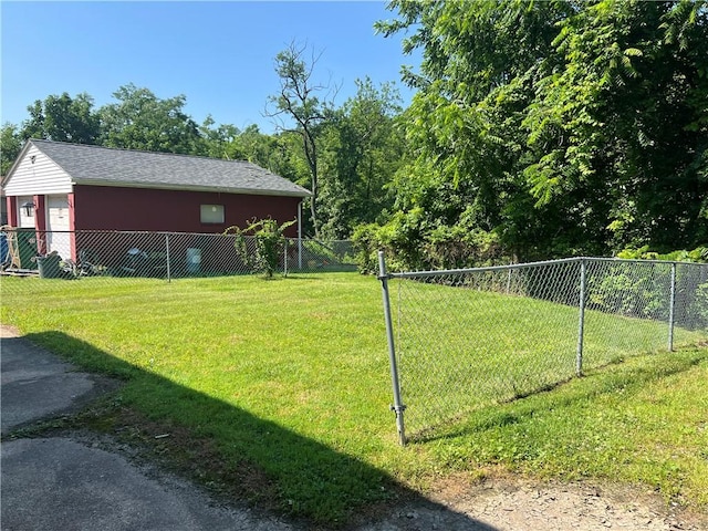 920 Jefferson Rd, Penn Hills, PA 15235 - view of yard
