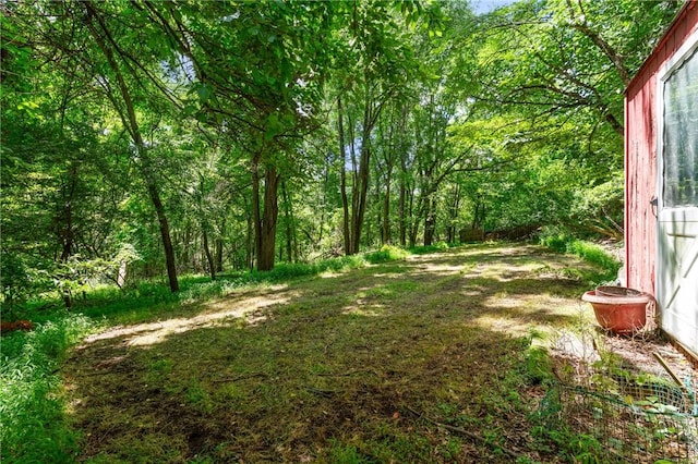 718 Twin Oak Dr, Penn Hills, PA 15235 - view of yard featuring a wooded view