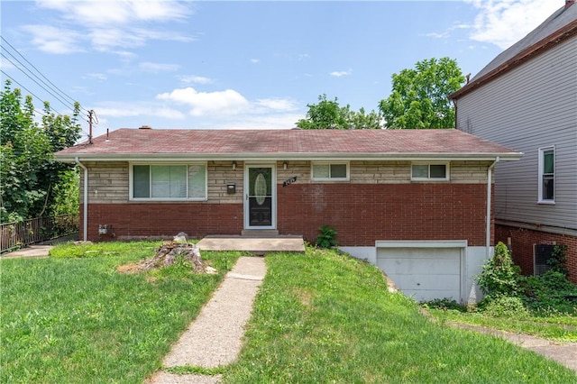 2429 Perry St, Munhall, PA 15120 - photo 1