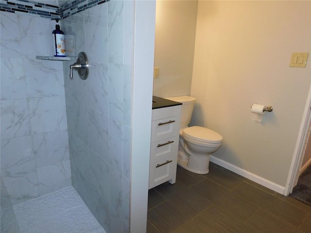 118 Harrison St, Elizabeth Twp/Boro, PA 15037 - bathroom featuring a marble finish shower and vanity
