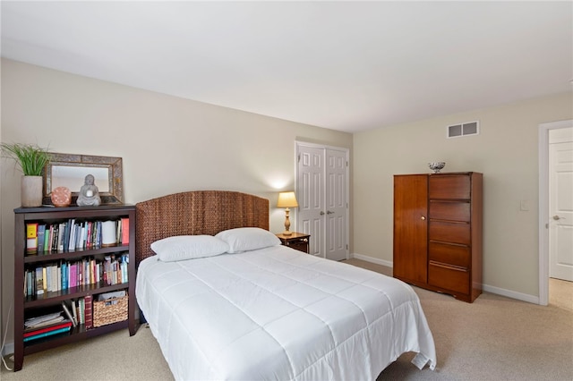 1413 Oak St, Oakmont, PA 15139 - carpeted bedroom with baseboards and a closet