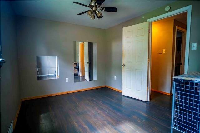 622 National Dr, Penn Hills, PA 15235 - spare room with wood finished floors, a ceiling fan, and a smoke detector