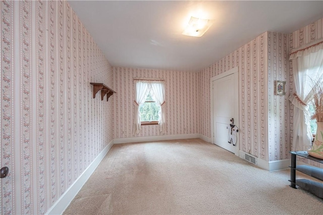 860 W Ingomar Rd, Mccandless, PA 15237 - empty room featuring light colored carpet