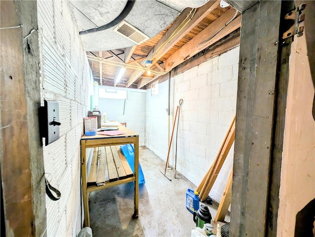 213 N 5th St, Jeannette, PA 15644 - below grade area with concrete block wall