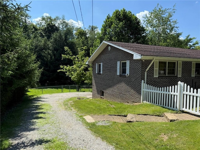 960 Watt Rd, Washington Twp, PA 15613 - photo 4