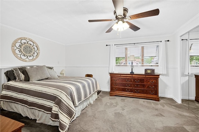 915 Summit St, Mckeesport, PA 15132 - bedroom featuring carpet flooring, crown molding, and a ceiling fan