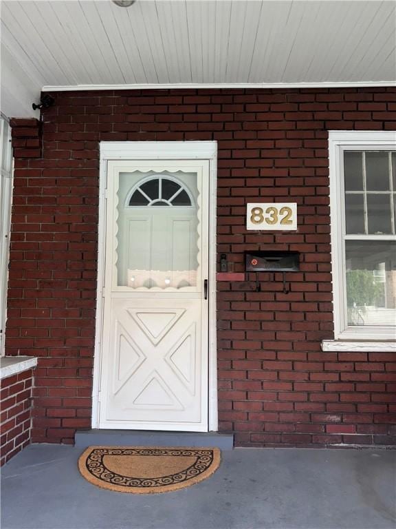 832 Maplewood Ave, Ambridge, PA 15003 - doorway to property with brick siding