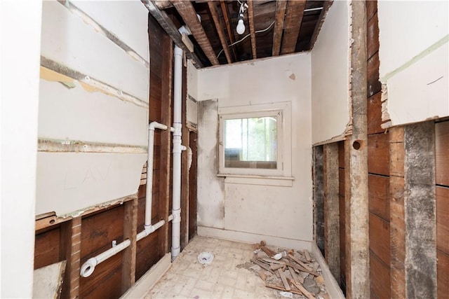 138 Highland Ave, West View, PA 15229 - view of bathroom
