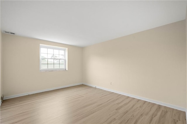 5900 Babcock Blvd Unit 31, Ross Twp, PA 15237 - spare room featuring light wood-type flooring and baseboards