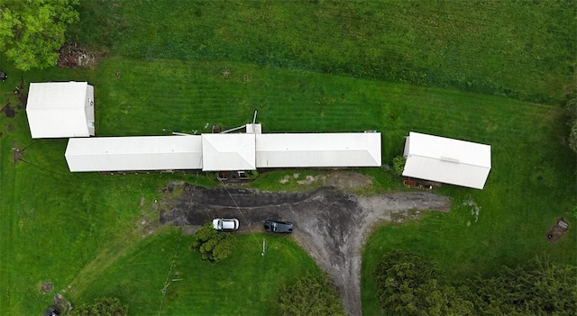 377 Mercer Rd, Hempfield Twp, PA 16125 - drone / aerial view