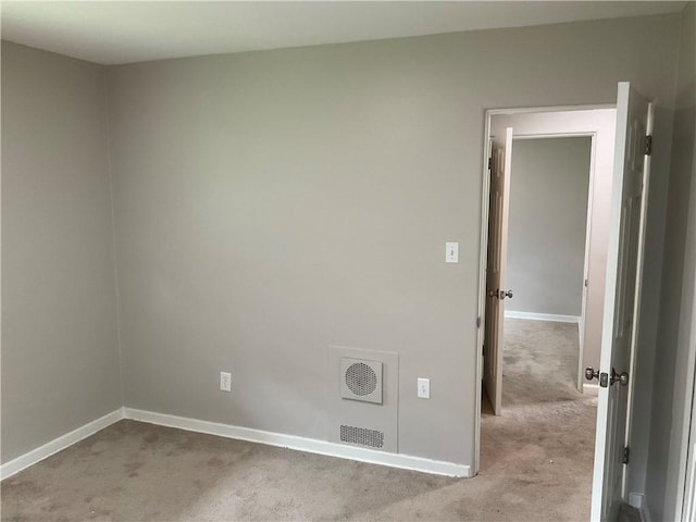 634 Idaho Ave, Verona, PA 15147 - unfurnished room with carpet