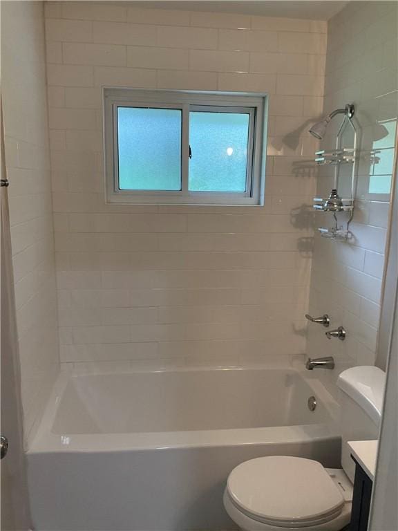 634 Idaho Ave, Verona, PA 15147 - bathroom with vanity and shower / tub combination