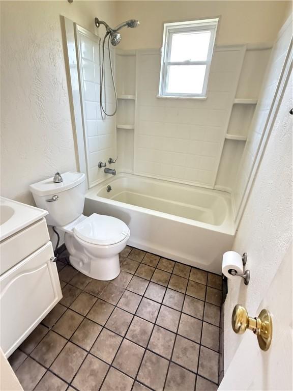 1721 Iowa Ave, West Mifflin, PA 15122 - photo 8
