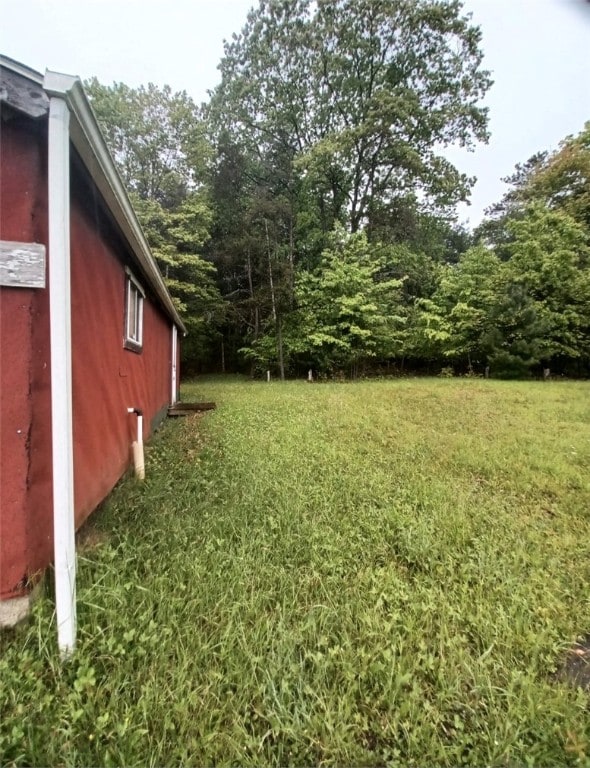 943 Walley Run Dr, Clarion, PA 16233 - view of grassy yard