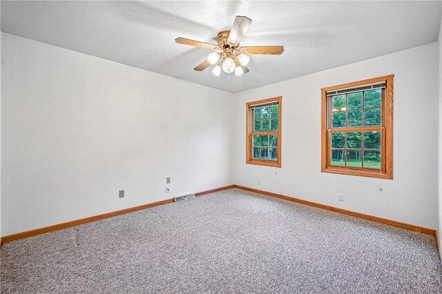 2801 Valley View Rd, South Pymatuning Twp, PA 16150 - spare room with carpet floors and a ceiling fan