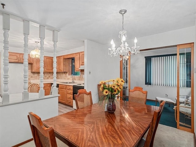 823 Clearview Dr, Penn Hills, PA 15147 - dining space featuring a chandelier and baseboards