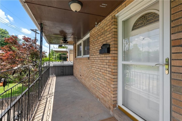 6623 Rosemoor St, Squirrel Hill, PA 15217 - balcony with a ceiling fan