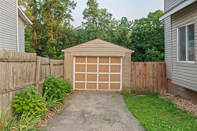 637 Memorial Dr, Plum Boro, PA 15068 - photo 20