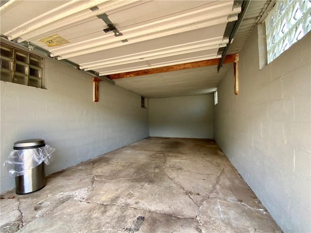 90 Steubenville Pike, Hanover Twp, PA 15021 - garage with concrete block wall
