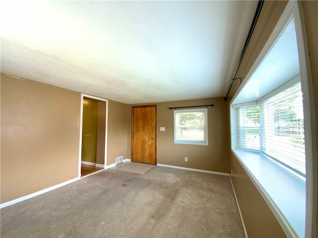 90 Steubenville Pike, Hanover Twp, PA 15021 - unfurnished room featuring light colored carpet and baseboards