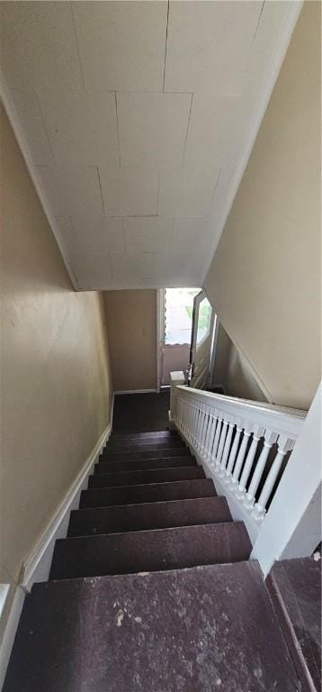 705 Carlisle St, New Castle, PA 16101 - view of stairs
