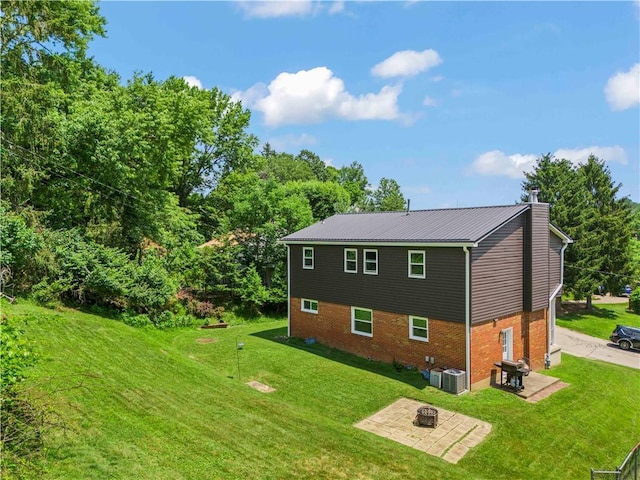 11 Cypress Dr, Carnegie, PA 15106 - photo 3