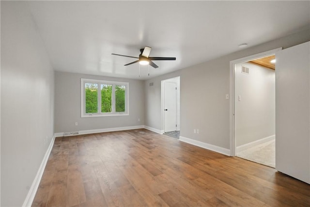 2652 Lindenwood Dr, Saint Clair, PA 15241 - photo 28