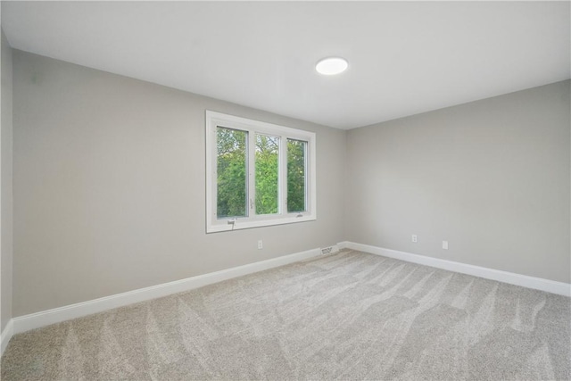2652 Lindenwood Dr, Saint Clair, PA 15241 - photo 32