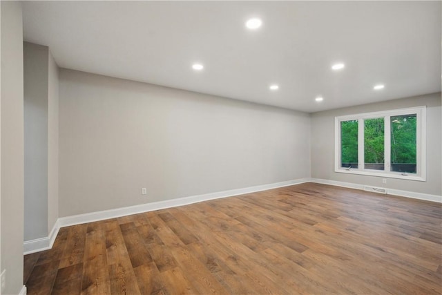 2652 Lindenwood Dr, Saint Clair, PA 15241 - photo 8