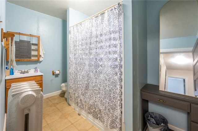 701 E 1st Ave, Derry Boro, PA 15627 - full bath featuring vanity and tile patterned floors