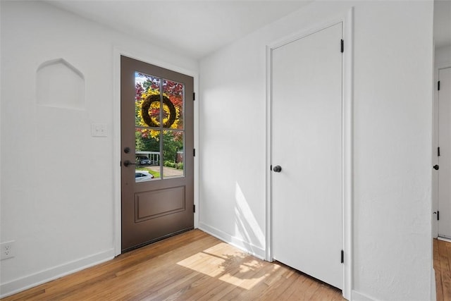 332 Garlow Dr, Penn Hills, PA 15235 - foyer featuring light wood finished floors