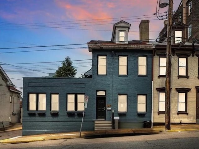 375 Main St, Lawrenceville, PA 15201 - view of property