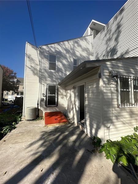 1411 W N Ave, Manchester, PA 15233 - photo 11