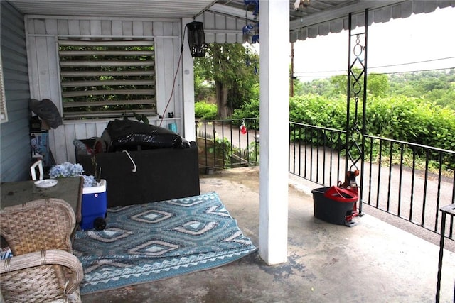 5388 Warble St, Garfield, PA 15224 - view of patio / terrace