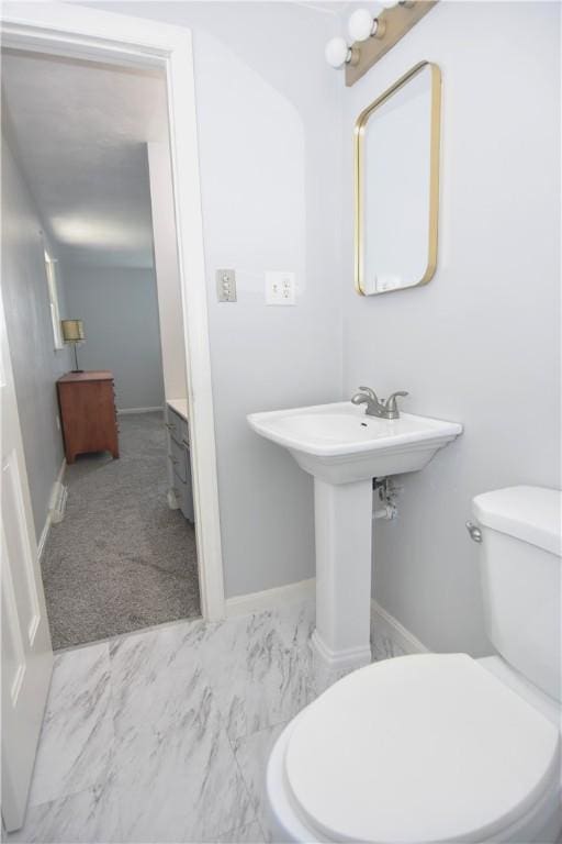 125 Red Oak Ln, Munhall, PA 15120 - photo 30