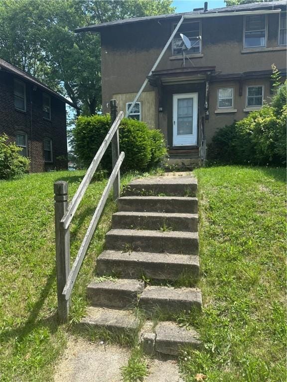 138 Shenango Blvd, Farrell, PA 16121 - photo 1