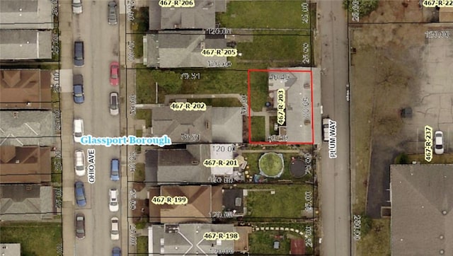 425 Ohio Ave, Glassport, PA 15045 - photo 2