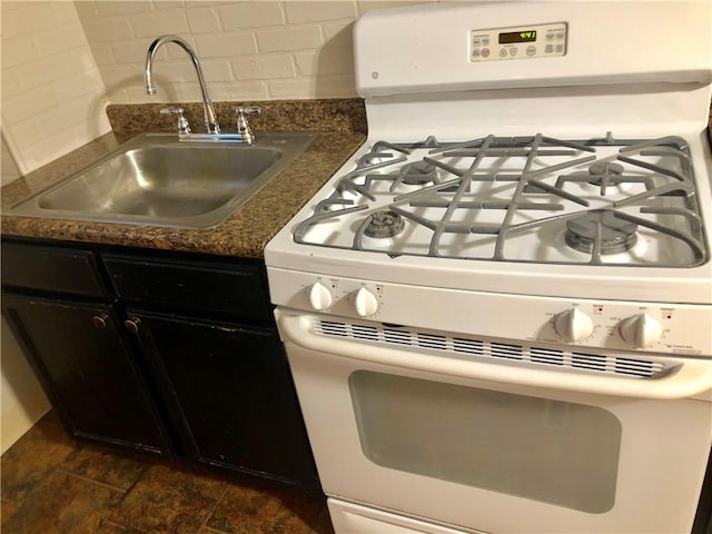 425 Ohio Ave, Glassport, PA 15045 - photo 34