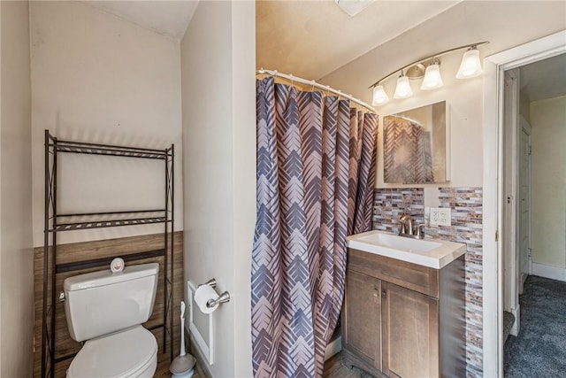 312 Edgewood Ave, Trafford, PA 15085 - bathroom featuring vanity, a shower with curtain, and backsplash