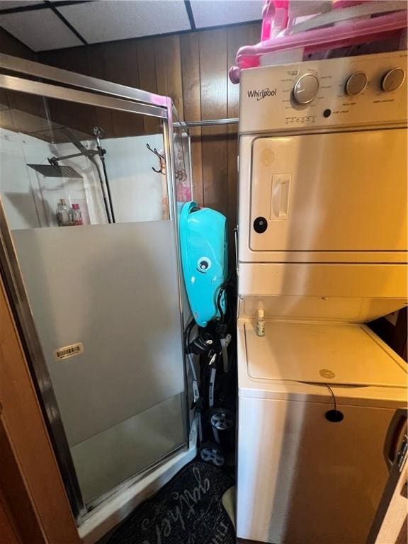 306 Fallowfield Ave, Charleroi Boro, PA 15022 - utilities featuring estacked washer and dryer
