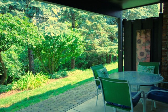 104 Victoria Dr, North Strabane, PA 15317 - view of patio / terrace with outdoor dining space